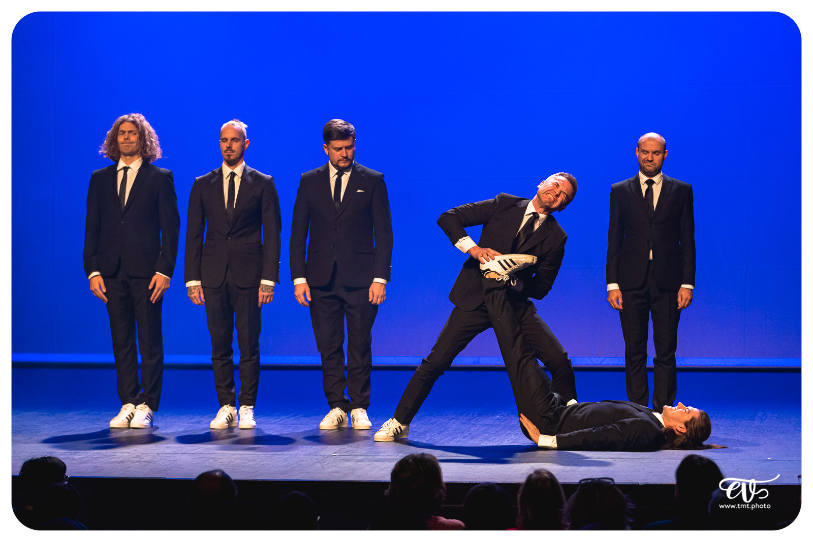 SERIOUSLY FUNNY (FAIR PLAY CREW)